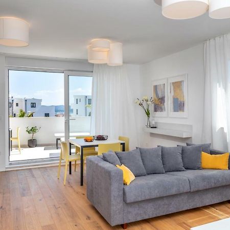 Luxury Apartment La Mer 穆泰尔岛 外观 照片